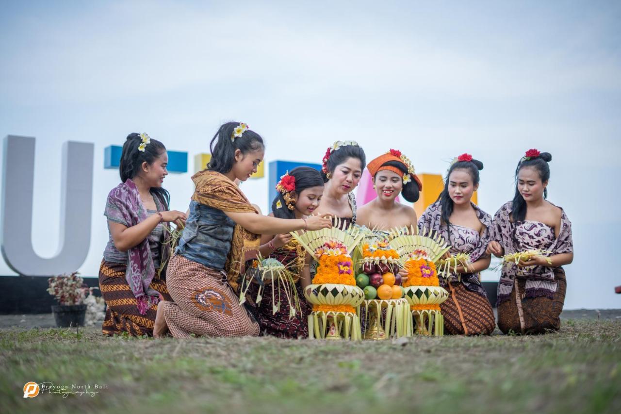 Global Royal Pemuteran Hotel Luaran gambar